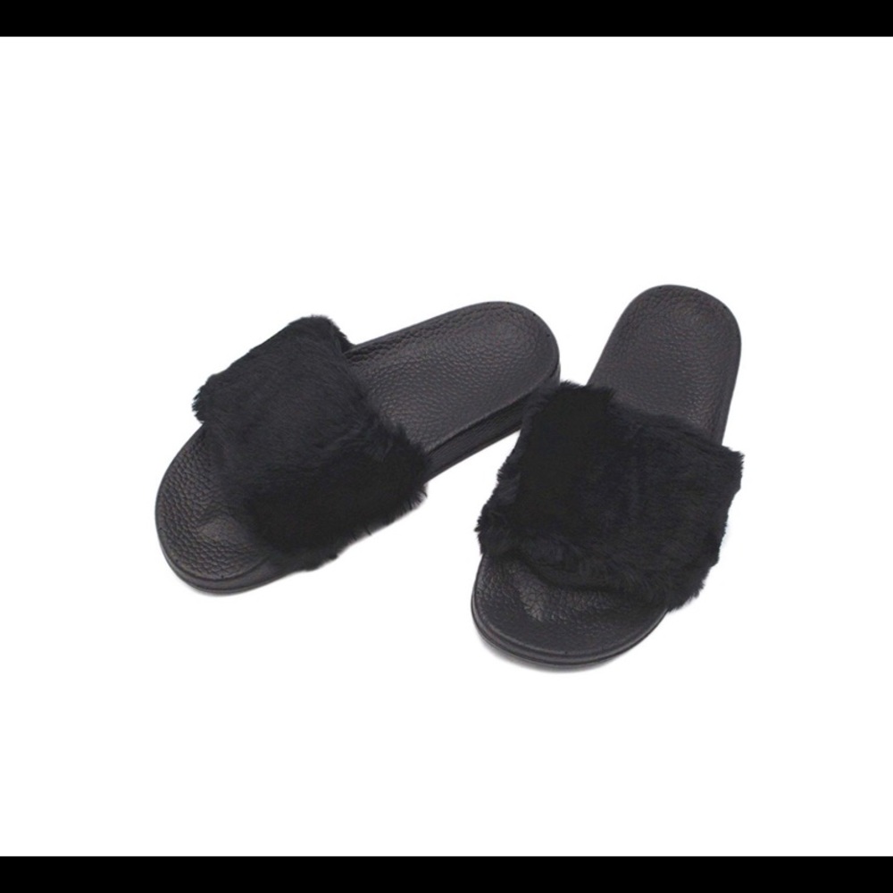 Fluffy Sandals - Picture 2 of 2